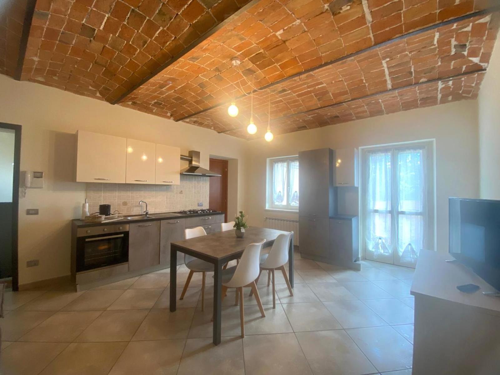Appartamento Mi & Ti CastellʼAlfero Exteriör bild