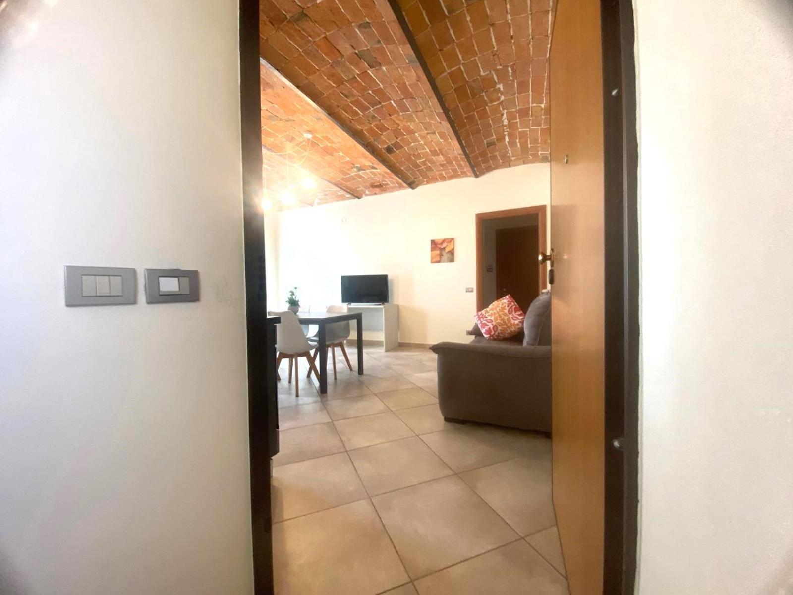 Appartamento Mi & Ti CastellʼAlfero Exteriör bild
